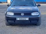 Volkswagen Golf 2002 года за 2 500 000 тг. в Астана – фото 2