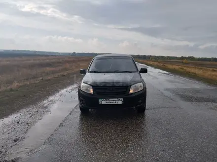 ВАЗ (Lada) Granta 2190 2013 года за 2 100 000 тг. в Актобе – фото 2