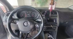 Volkswagen Polo 2015 года за 3 700 000 тг. в Шымкент – фото 2