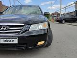 Hyundai Sonata 2006 годаfor2 950 000 тг. в Алматы – фото 2