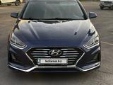 Hyundai Sonata 2019 годаүшін7 000 000 тг. в Алматы – фото 2