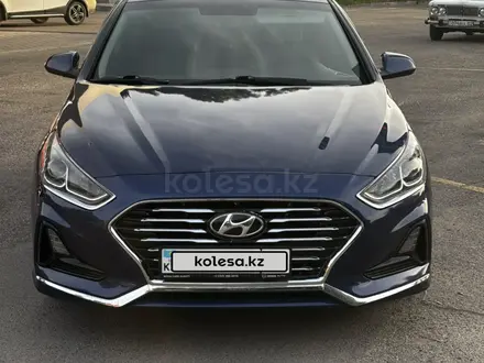 Hyundai Sonata 2019 года за 7 000 000 тг. в Алматы – фото 2
