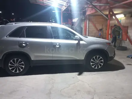 Kia Sorento 2011 года за 8 000 000 тг. в Актау – фото 52