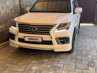 Lexus LX 570