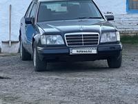 Mercedes-Benz E 220 1995 года за 1 400 000 тг. в Павлодар
