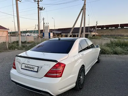 Mercedes-Benz S 500 2007 года за 8 000 000 тг. в Атырау – фото 8