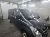 Hyundai H-1 2012 года за 6 500 000 тг. в Усть-Каменогорск – фото 2