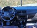 Volkswagen Golf 2002 годаfor2 200 000 тг. в Алтай – фото 5