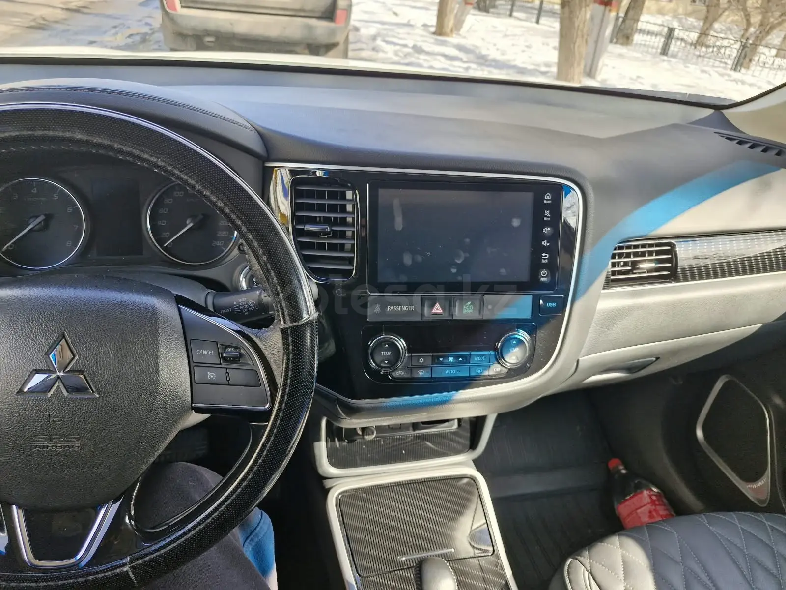 Mitsubishi Outlander, 2022