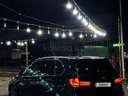 BMW X5 2017 года за 17 500 000 тг. в Шымкент – фото 4