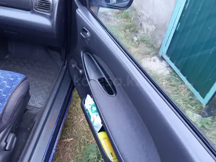 Mazda 323 1995 года за 1 100 000 тг. в Щучинск – фото 4