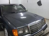 Mercedes-Benz E 200 1992 годаүшін1 250 000 тг. в Караганда