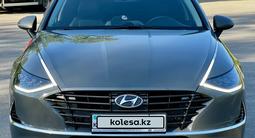 Hyundai Sonata 2021 года за 13 700 000 тг. в Алматы – фото 2