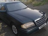 Mercedes-Benz C 180 1994 годаfor1 900 000 тг. в Караганда – фото 2