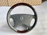 Руль дерево на Mercedes W210 Мерседес 210 за 80 000 тг. в Шымкент