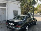 Mercedes-Benz E 230 1992 года за 750 000 тг. в Алматы – фото 4