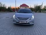 Hyundai Sonata 2011 годаүшін4 000 000 тг. в Уральск – фото 2