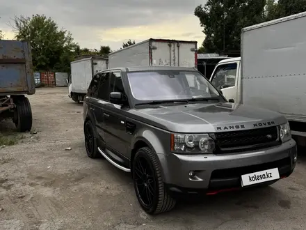 Land Rover Range Rover Sport 2011 года за 14 000 000 тг. в Алматы – фото 2