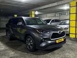 Toyota Highlander 2021 года за 22 800 000 тг. в Алматы – фото 2