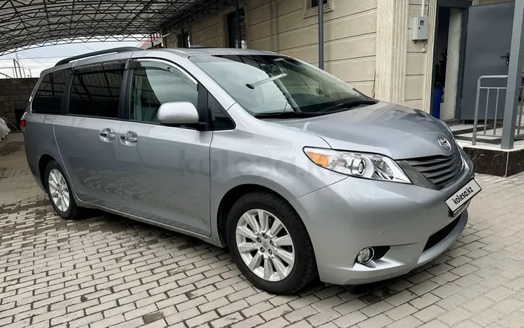 Toyota Sienna 2012 года за 14 300 000 тг. в Алматы