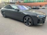 BMW i7 2022 года за 59 000 000 тг. в Астана – фото 2