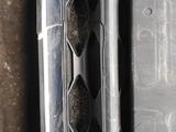 Решетка радиатора оригинал с дефектом за 18 000 тг. в Алматы – фото 2