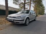 Volkswagen Golf 2001 года за 2 900 000 тг. в Астана