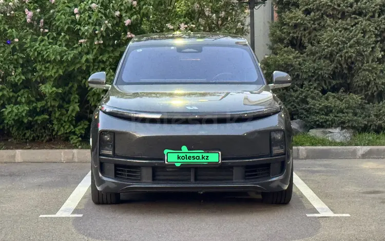 Li L8 2023 годаүшін21 000 000 тг. в Алматы
