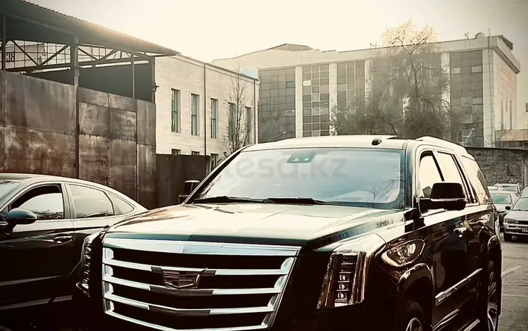 Cadillac Escalade 2017 года за 30 000 000 тг. в Алматы