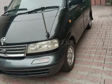 Nissan Largo 1995 года за 1 200 000 тг. в Алматы – фото 2