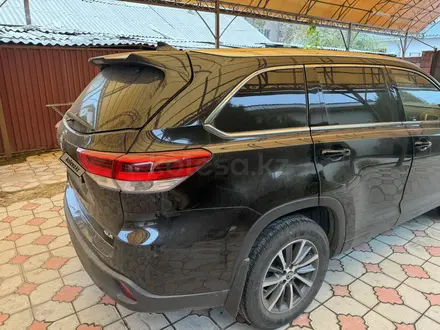 Toyota Highlander 2018 года за 19 000 000 тг. в Алматы – фото 6