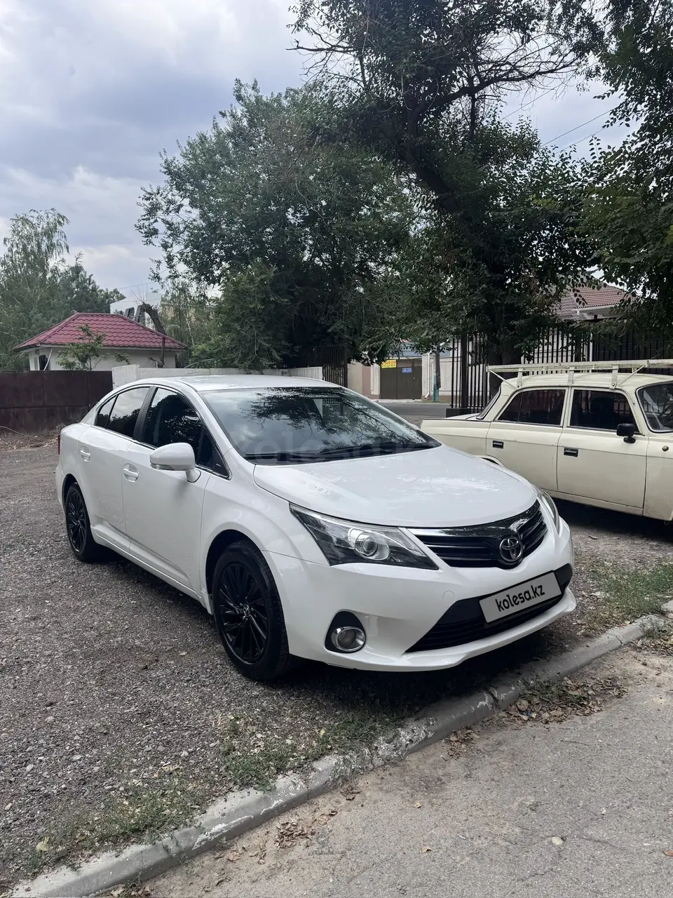 Toyota Avensis, 2012