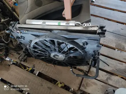 Радиатор охлаждения BMW E60 за 5 500 тг. в Алматы – фото 5