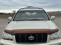 Toyota Highlander 2003 годаfor7 000 000 тг. в Актау