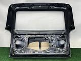 Крышка багажника Toyota 4Runner 2014-2022 ORIGINAL за 10 000 тг. в Алматы – фото 2