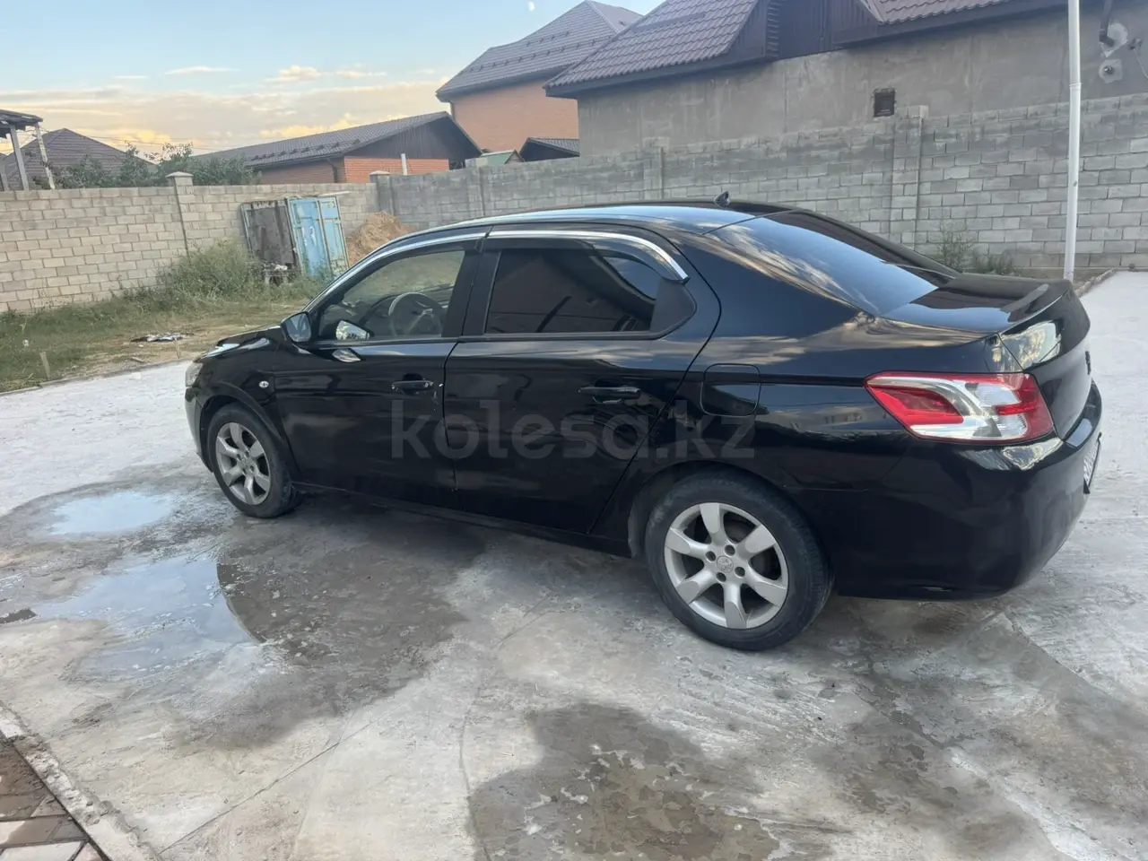 Peugeot 301, 2013