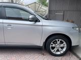 Mitsubishi Outlander 2013 года за 7 000 000 тг. в Алматы – фото 4