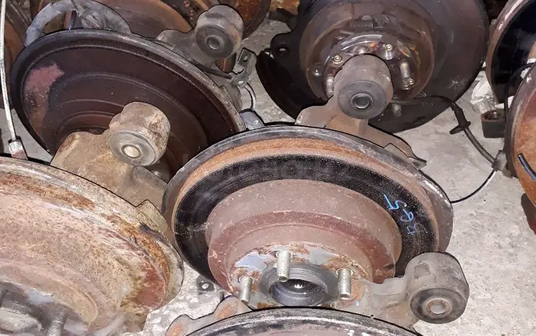 Ступицы за 14 000 тг. в Алматы