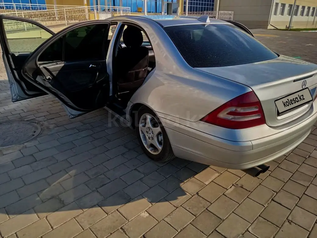 Mercedes-Benz C-Class, 2002