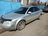 Volkswagen Passat 2002 года за 2 000 000 тг. в Караганда – фото 2