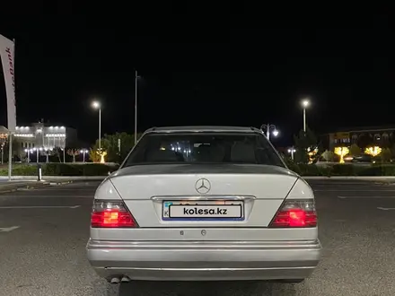 Mercedes-Benz E 280 1994 года за 2 400 000 тг. в Кызылорда – фото 6