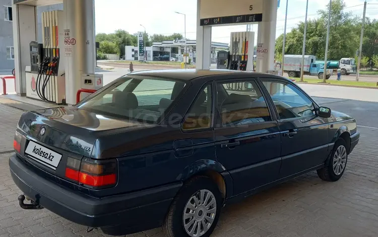 Volkswagen Passat 1991 годаүшін1 200 000 тг. в Уральск