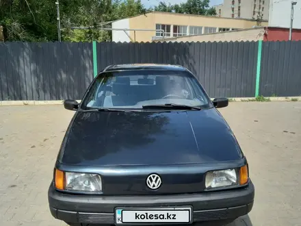 Volkswagen Passat 1991 года за 1 200 000 тг. в Уральск – фото 3