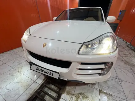 Porsche Cayenne 2008 года за 7 000 000 тг. в Кульсары – фото 19