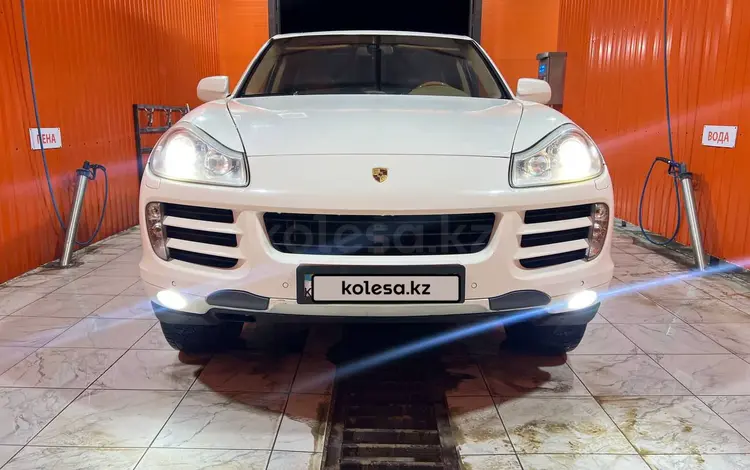 Porsche Cayenne 2008 года за 8 000 000 тг. в Атырау