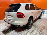 Porsche Cayenne 2008 года за 8 000 000 тг. в Атырау – фото 3