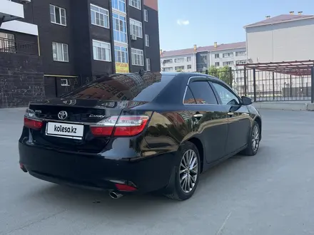 Toyota Camry 2016 года за 12 000 000 тг. в Актобе – фото 4
