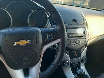 Chevrolet Cruze 2014 года за 4 800 000 тг. в Семей – фото 8