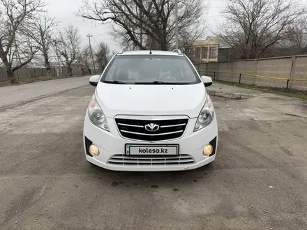 Chevrolet Spark 2010 года за 3 300 000 тг. в Шымкент – фото 2
