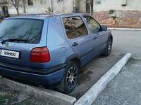 Volkswagen Golf 1994 года за 1 800 000 тг. в Астана